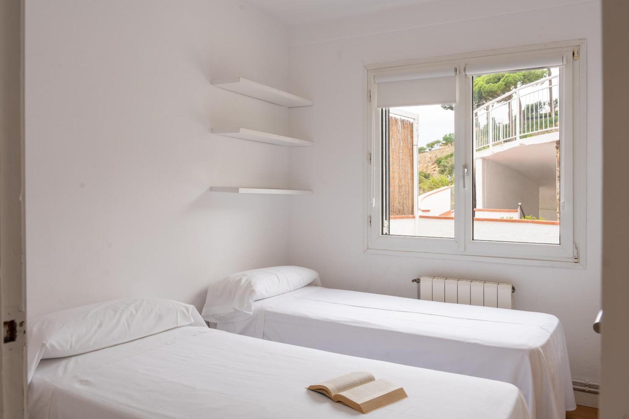Santa Llucia Apartaments روساس المظهر الخارجي الصورة